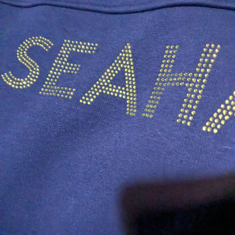 Seattle SEAHAWKS Rhinestone Fleece Poncho Size XL Plus by Tony Gonzalez Navy EUC - Picture 6 of 6